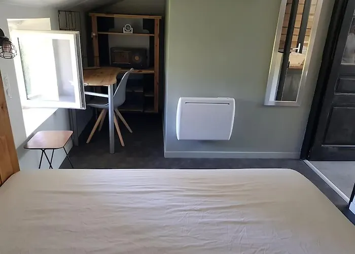 Petite Maison Type Loft En Plein Bourg D\'Ambazac